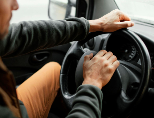 Óculos para quem enjoa a andar de carro. Resolvem o problema?